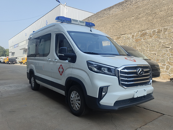 大通V90监护型救护车