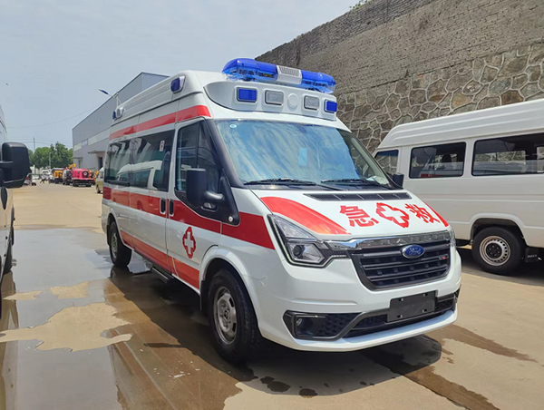 福特V348长轴高顶转运型救护车