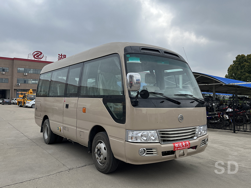 金旅牌殡仪车