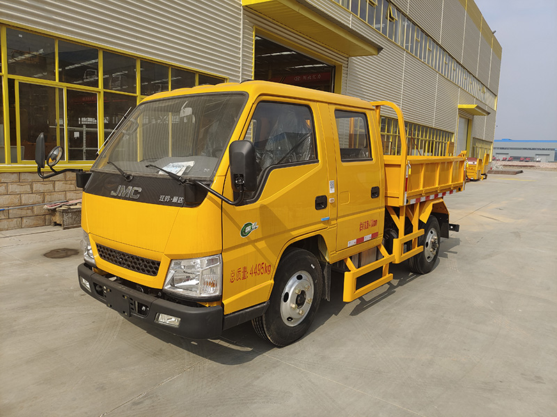 自卸汽车