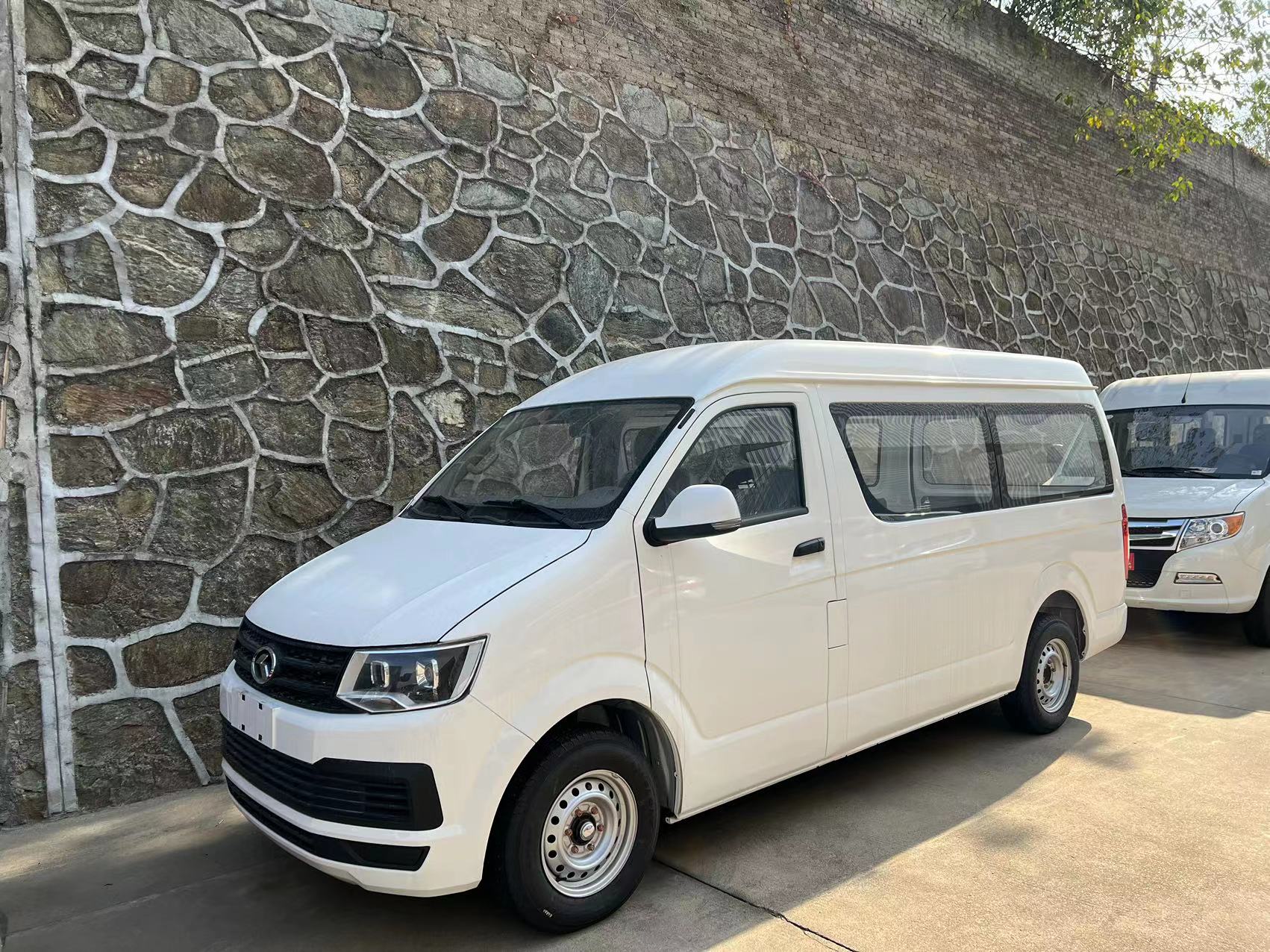 金龙牌2.0殡仪车